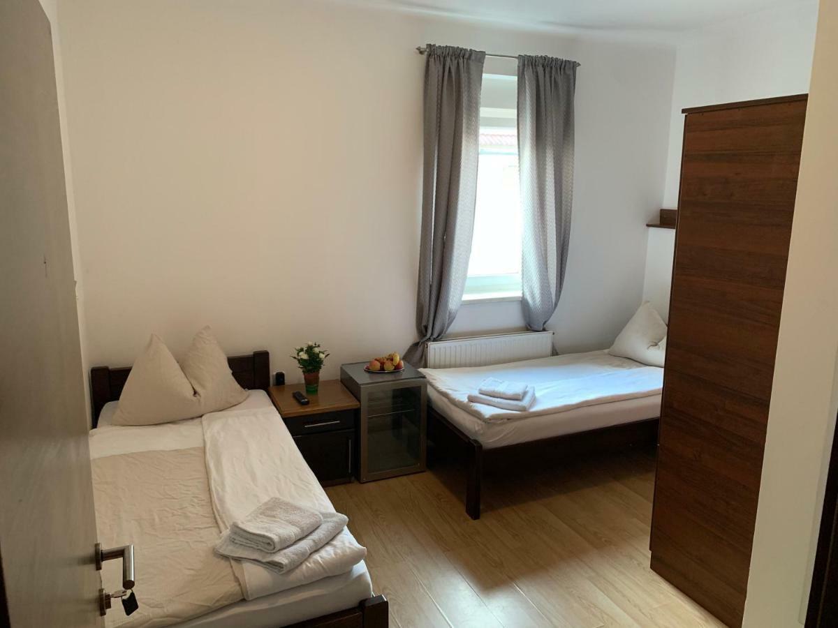 451 Rooms Γκρατς Εξωτερικό φωτογραφία