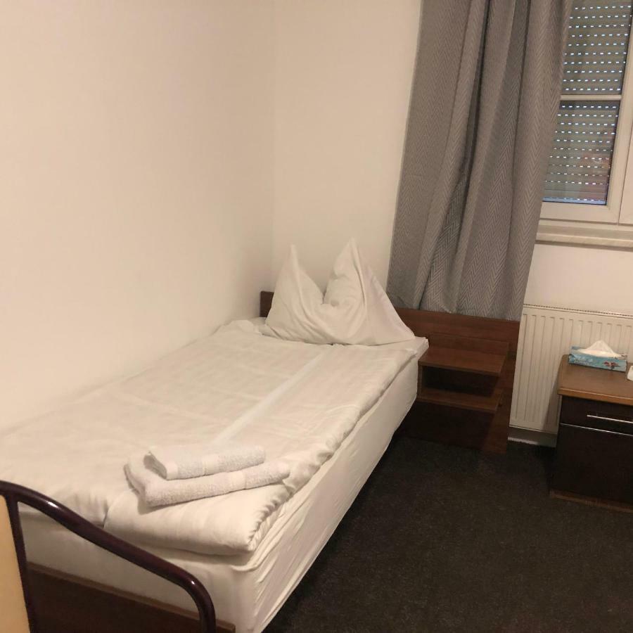 451 Rooms Γκρατς Εξωτερικό φωτογραφία