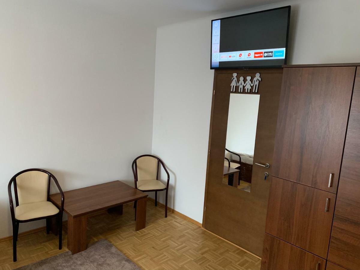 451 Rooms Γκρατς Εξωτερικό φωτογραφία